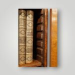 George I Walnut Bureau Bookcase in Three Sections – Glazed Top, Fitted Interior & Candle Slides (c.1715–1725) - Image 5