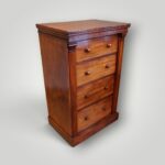 Victorian Mahogany 4 Drawer Wellington Chest – Compact, Locking Bar - Image 8