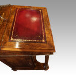 Victorian walnut inlaid Davenport - Image 12