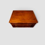 Victorian Mahogany Secretaire Wellington Chest with Locking Side Flap – 19th‑Century Storage - Image 3