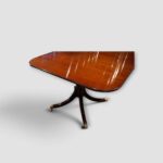 Georgian Style Mahogany Twin‑Pillar Dining Table with Leaves end detail